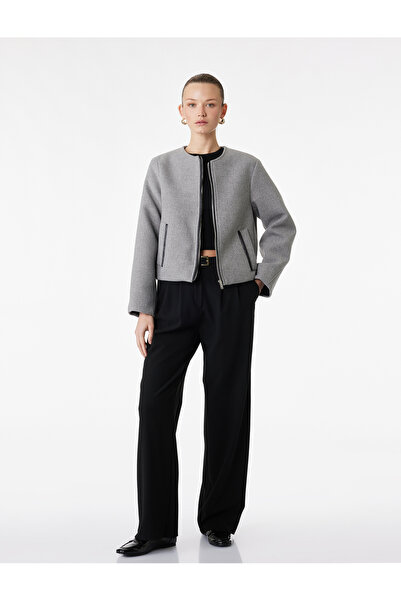 Koton Contrast Detailed Pocketed Zippered Crew Neck Cropped Cashmere Jacket