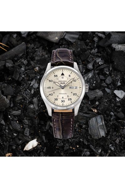 Seiko 5 Sports Otomatik SRPJ87K Erkek Kol Saati