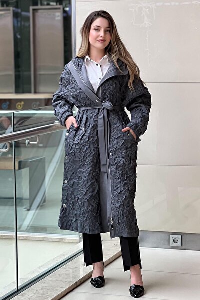 Ceremony قبعة ستار كاب بتفاصيل أزرار جانبية