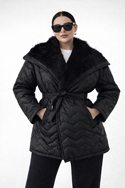 Store Luxury Siyah Kürk Yakalı Kemerli Şişme Mont – Premium Kapitone Kışlık
