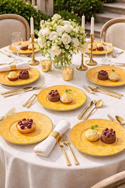 Glore Fiona Gold Gilded Glass Cake Plate Set for 6 People