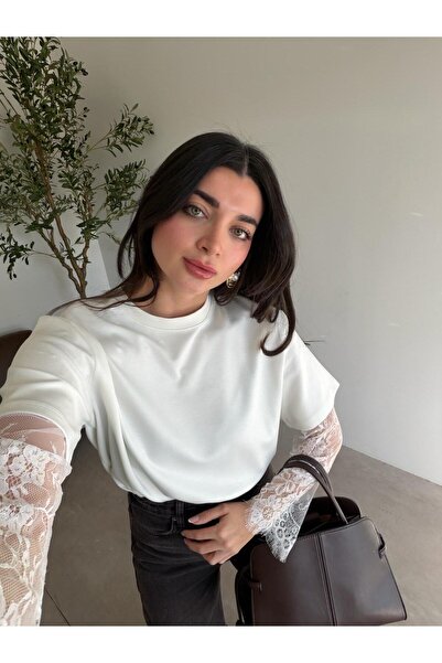 Bade Butik Ekru Dantelli Tişört Bluz