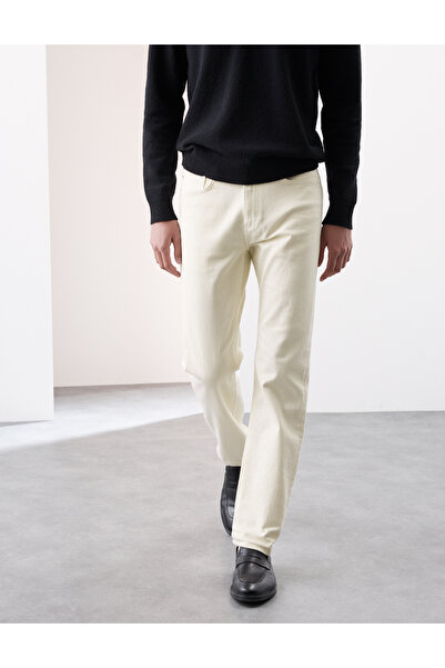 Marks & Spencer Saf Pamuklu Düz Kesim Selvedge Jean