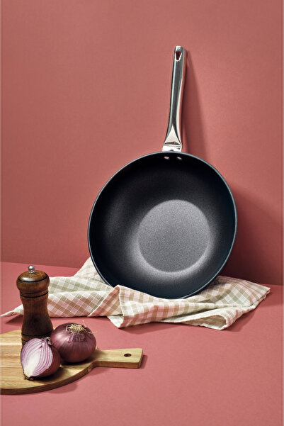 Gigilli Cristel Titanium Wok Pan 28 cm
