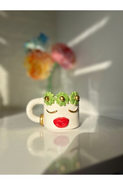 whisperbox Çiçekli ve Dudaklı Seramik Mug