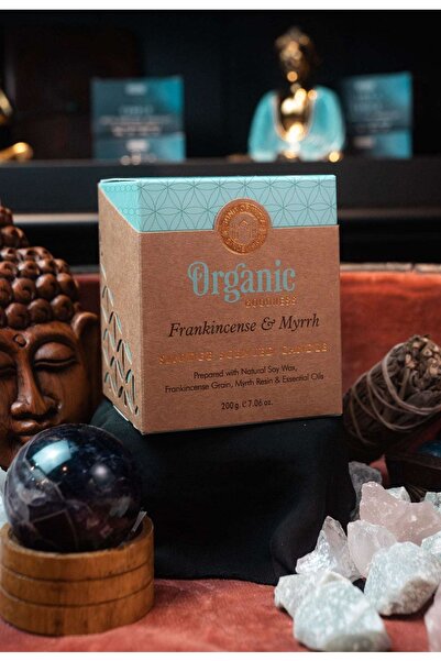 Namaruna Lumânare parfumată Goodness Frankincense & Myrr — 200 g