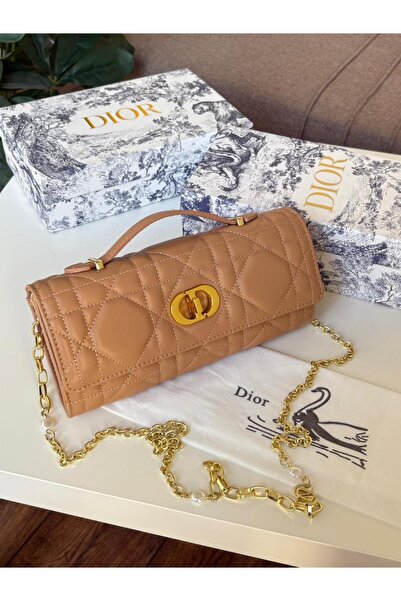 GGGG Bags with their accessories