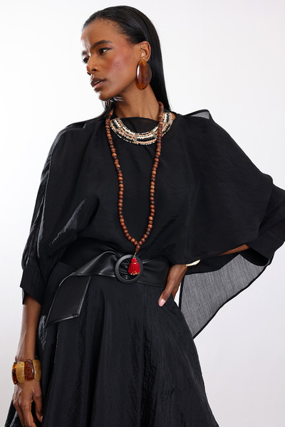 5in1Canpolat Μαύρη Μπλούζα Πέλεριν 5026