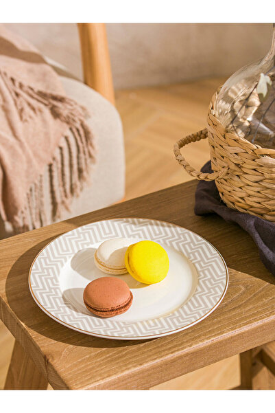 LC Waikiki Çelebi Store'dan Kaliteli Parçalar İşlemeli Porselen Tabak 19 cm