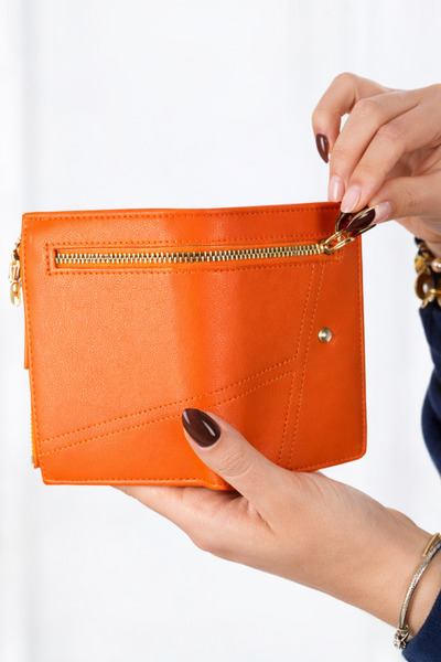 Newish Polo Women's Black Zipper Wallet – Stylish and Convenient Medium Wallet with Multiple Card Slots and Money Compartment
