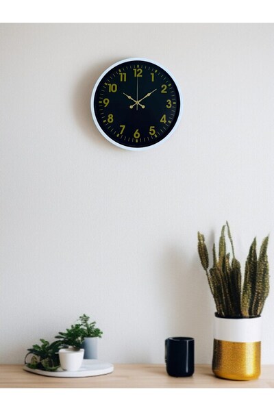 Nemere ساعة حائط كلاسيكية بيضاء مقاس 36 سم من NemereHome