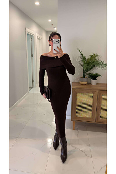 BİRCANÇİL Larope Brown Madonna Collar Ribbed Dress