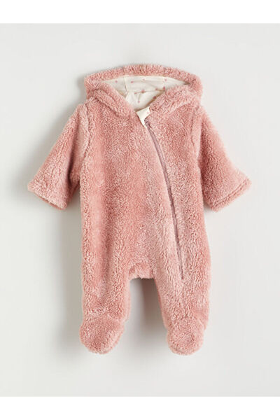 LC Waikiki ESVAB • Modern & Seçkin Kapüşonlu Uzun Kollu Kız Bebek Pelüş Tulum