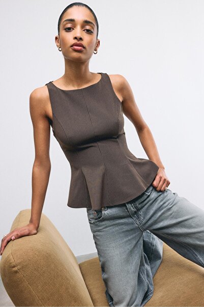 Stradivarius Kolsuz peplum top