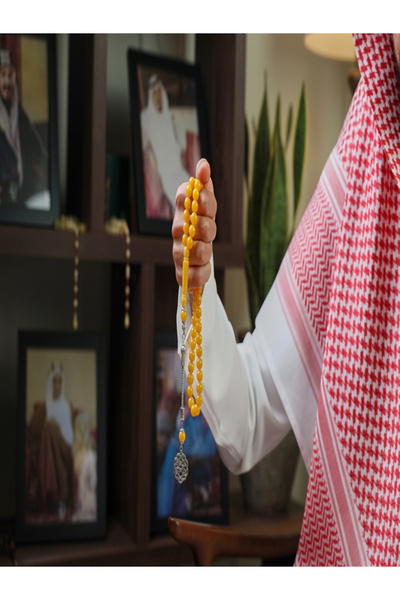 lubab Bakelite prayer beads with a veined pattern | Metal tassel