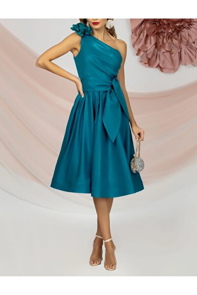 AVARO Fashion AVARO off-the-shoulder occasion dress with pleats on the bust