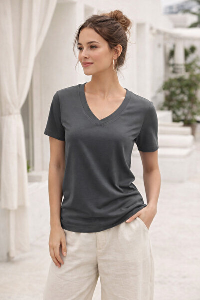 Rich Women's Smoked Soft Textured Interlock V-Neck Basic T-Shirt