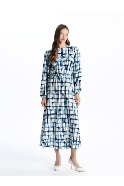 LC Waikiki منتجات فريزن ستور التي لا مثيل لها I فستان مطرز بياقة روبا من I Ze...