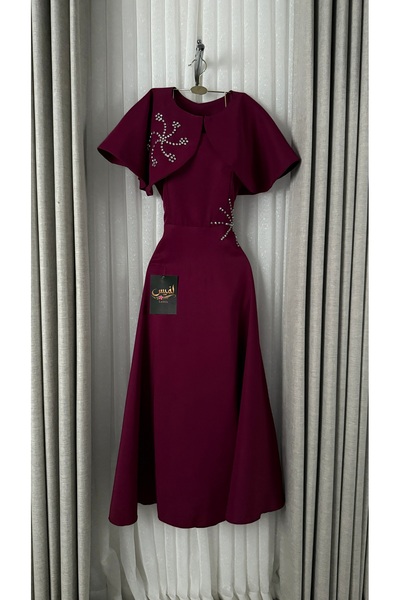 To Be Burgundy short dress