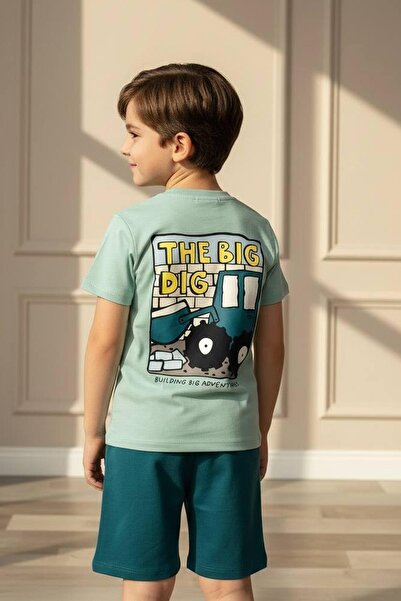 Monila Tricou și pantaloni scurți din bumbac cu imprimeu tractor pentru băieț...