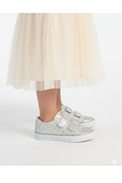 Görkem bebe ayakkabı ve tekstil Girl's Velvet Convers (22-30 Lights, 31-35 Li...