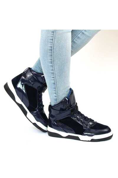 mm ​Laminated women's boots with sewn sole, low, for casual-sports outfits JY...