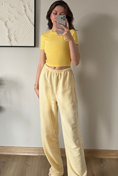 İlayda Toprak Toffy Sarı İnce Bol Paça Crop Terletmeyen Cool Eşofman Takımı
