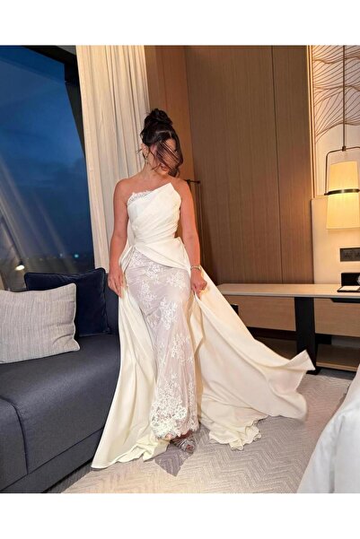 Savina Eastern dress