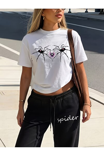 macklin Women's Spider Print Oversized T-Shirt and Baggy Sweatpants - Two-Pie...