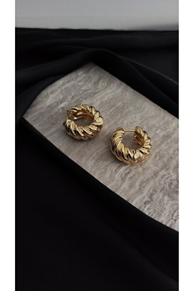 Desire Gold Renk Tırtık Detaylı Bombeli Model Küpe