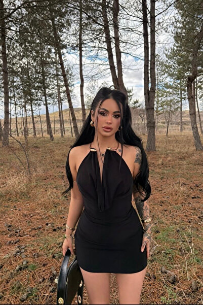 Love Fab Μίνι φόρεμα με λεπτομέρεια αξεσουάρ στο γιακά και ανοιχτή πλάτη