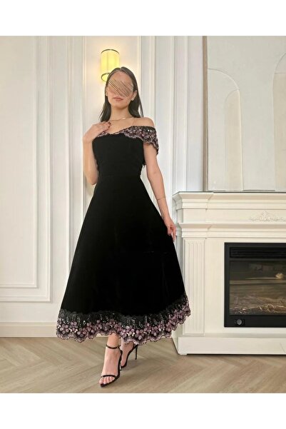 Genenic royal black dress
