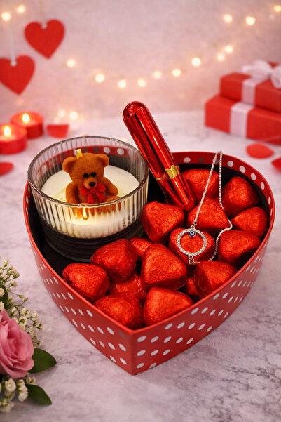 Lumera Accessory Kalpli Sevgililer Günü Hediye Kutusu | Mum Bileklik Ruj Çakm...