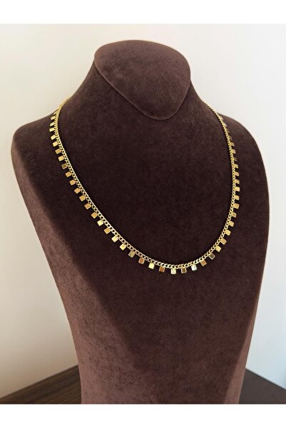 Twenty Eight Kare Pullu Kolye – Işıltılı Minimal Şıklık