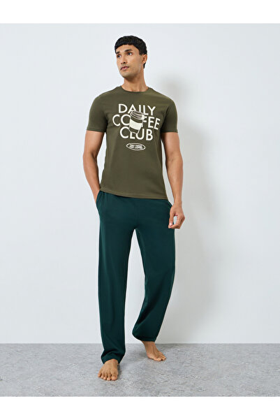 Styli Men Graphic Print T-Shirt and Pyjama Set