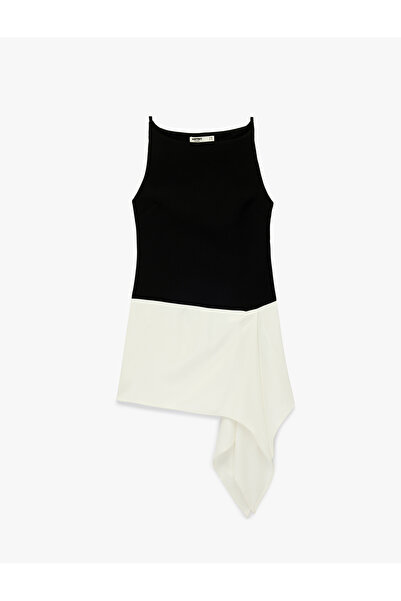 Koton فستان قصير بقصة غير متماثلة وألوان متباينة بدون أكمام وياقة قاربية