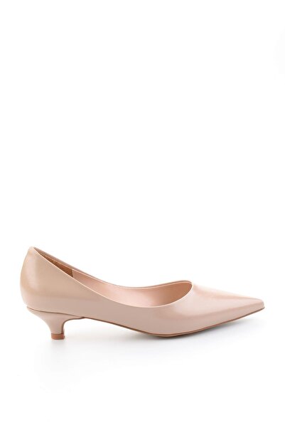 Bambi Bej Kadın Klasik Topuklu Ayakkabı K01231513142