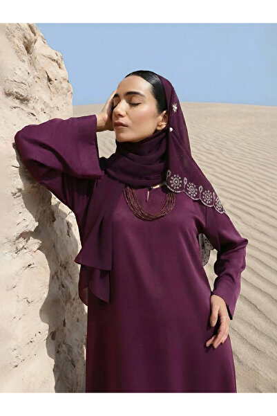 Ishin By Styli Purple Georgette Regular Abaya with Embellished Hijab