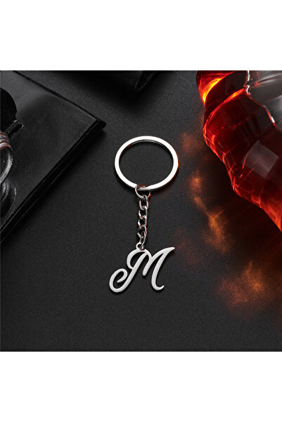 Choice8 سلسلة مفاتيح معدنية بتصميم حرف M، مصنوعة يدويًا، تحمل الأحرف الأولى م...