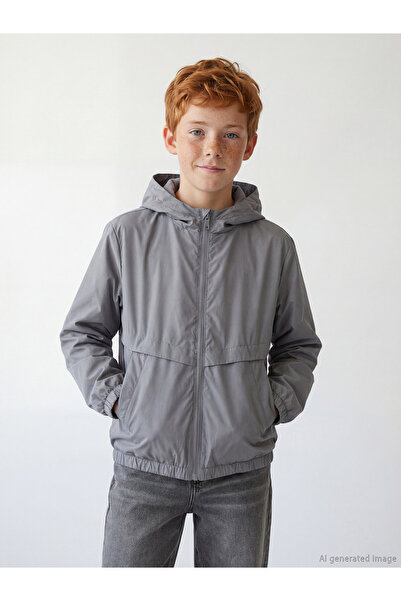 LC Waikiki Rmz Gi̇yi̇m Farkiyla Water Repellent Boy's Coat