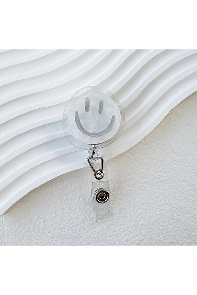 Choice4 حامل شارة قابل للسحب، أبيض اللون، قطعة واحدة، بتصميم وجه كرتوني مبتسم...