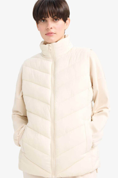 DeFacto Vestă de damă ecru impermeabilă cu fermoar G0872AX/ER128