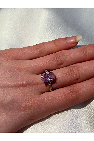 uyguntakıaksesuar خاتم نسائي بحجر أرجواني بقصة بيضاوية - تصميم أنيق ولامع