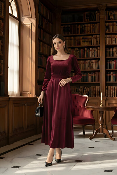 ISTANBUL STYLES Elegance Black Collar Velvet Mid-Length Classic Evening Dress