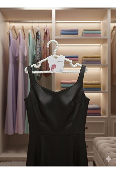 Noor علاقة ملابس لولو وهية قطعه تستخدم في تنظيم الملابس تتكون الربطة من 3علاق,