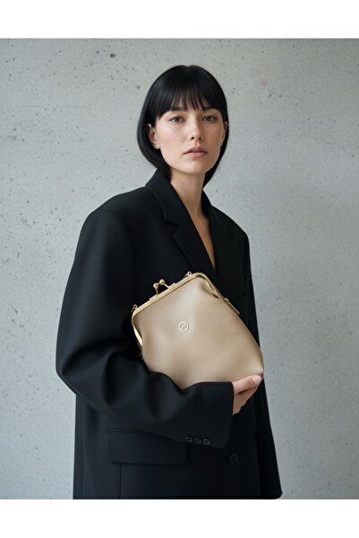 Sister in Love Cross Strap Clip-On Phone Holder