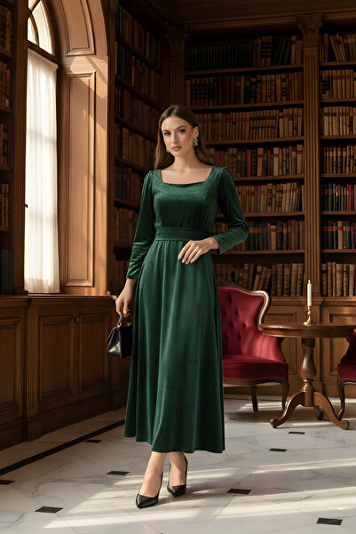 ISTANBUL STYLES Elegance Black Collar Velvet Mid-Length Classic Evening Dress