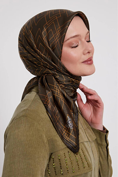 Levidor Crystal Scarf Square Pattern Khaki