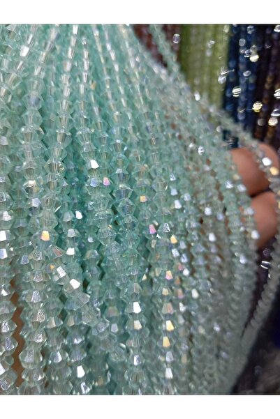 Ralp Moda 4mm Pyramid Crystal Glass Beads 10 Strands Total: 800 Beads