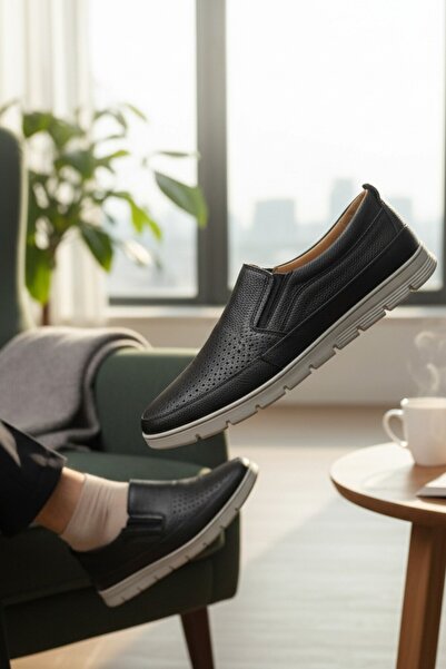 enoch حذاء رجالي مريح من الجلد الطبيعي باللون الأسود مع نعل رمادي مقطوع بالليزر